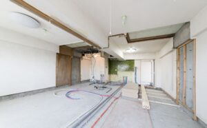 マンションのリフォーム中の写真